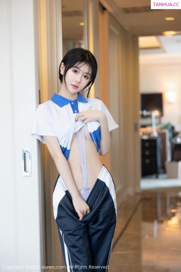  [XiuRen]高清写真图 2023.07.14 No.7085 幼幼 学生美腿第27张图片